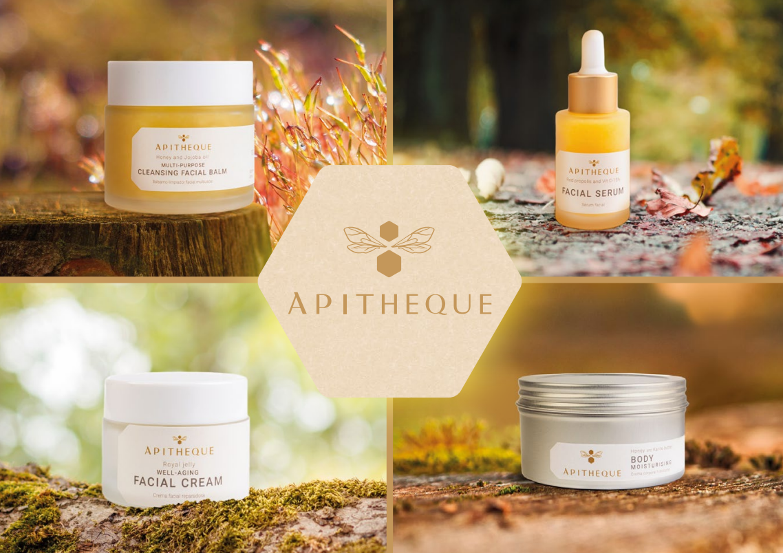 Presentkitet innehåller serum, cleanser, anti-age cream och body cream.
