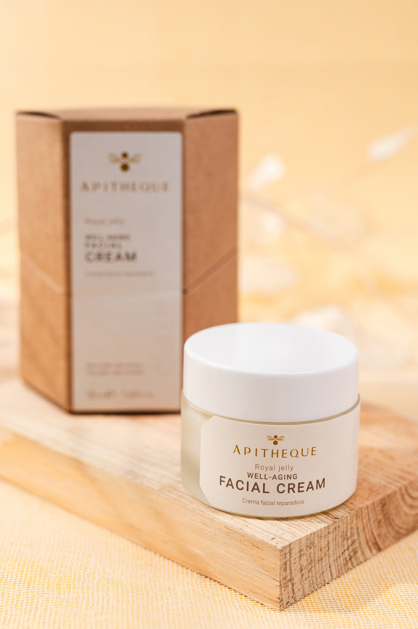 Apitheque Repairing & Anti age facial cream 50ml.